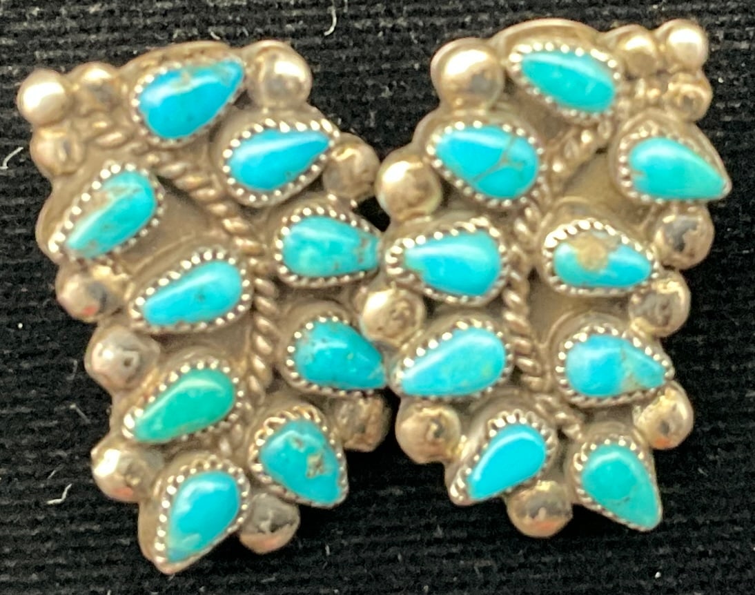 Navajo Style Turquoise and Silver-Tone Hand Flower Bracelet and Cluster Earrings - 3