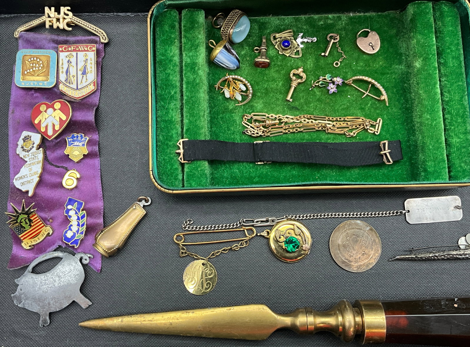 A Collection of Vintage Fraternal Pins, Jewelry, and Memorabilia - 4