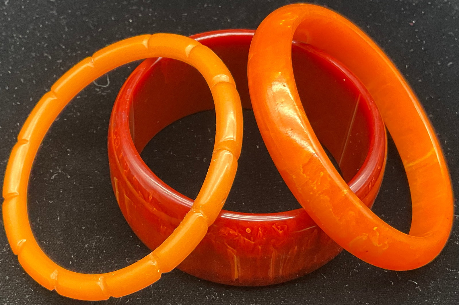 An Assortment of Butterscotch and Cherry Bakelite Jewelry Including a Graduated Bead Necklace - 3