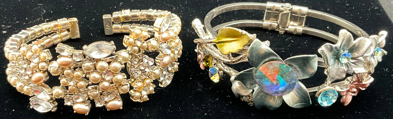 A Collection of Six Vintage Costume Jewelry Bracelets - 5