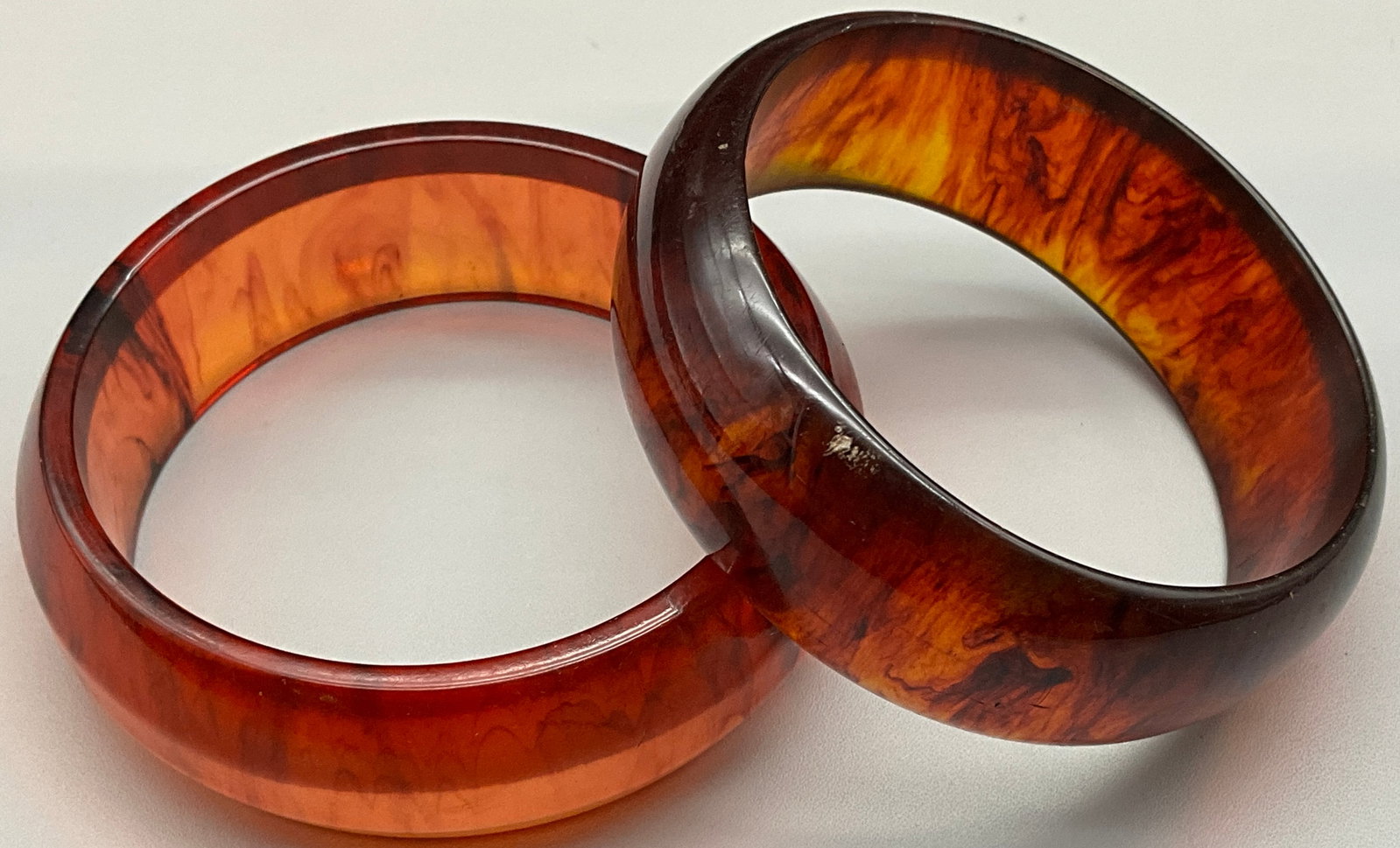A Trio of Vintage Bakelite and Beaded Link Bracelets - 2