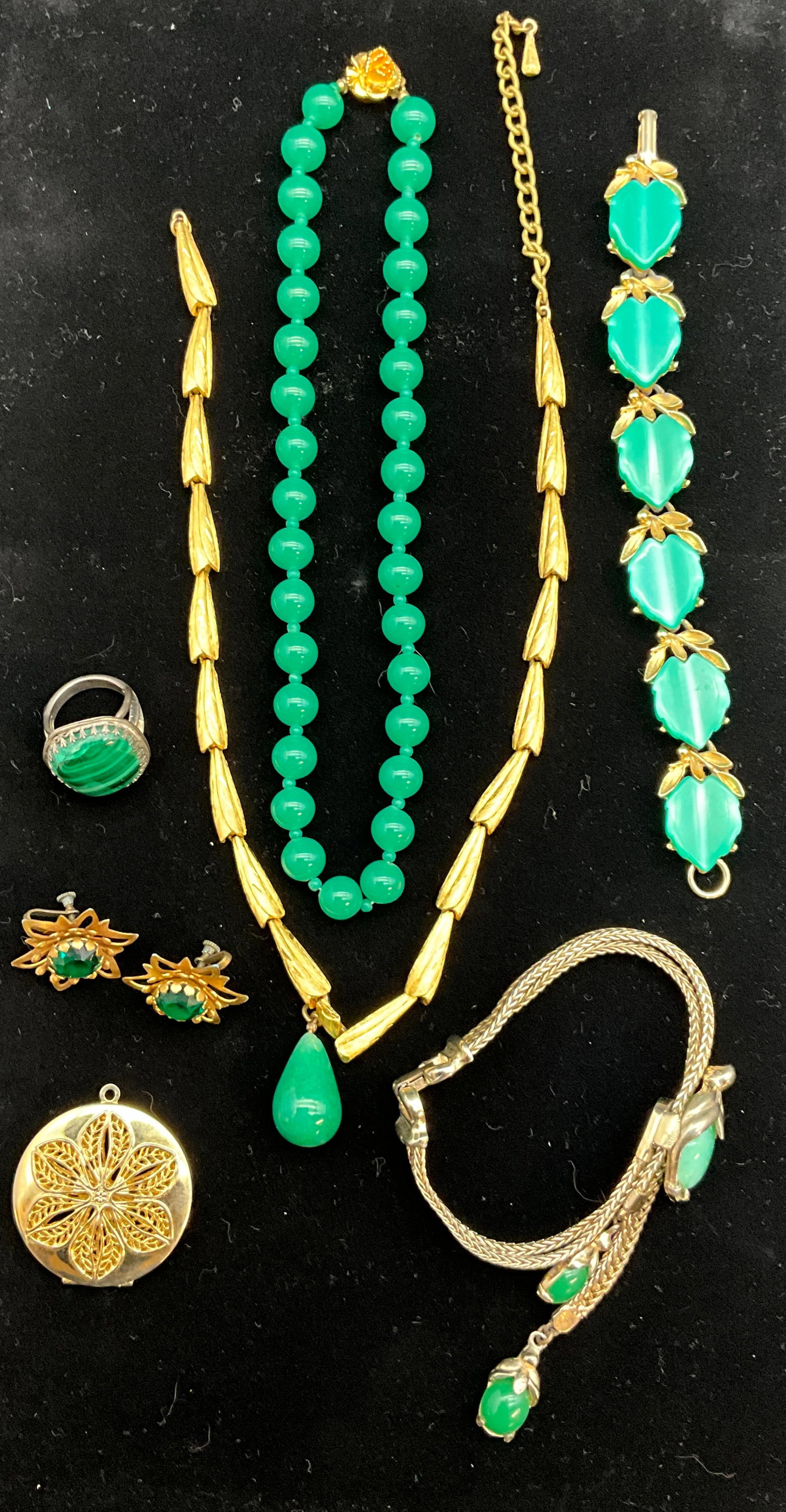 A Collection of Vintage Green Peking Glass and Gold-Tone Costume Jewelry - 2