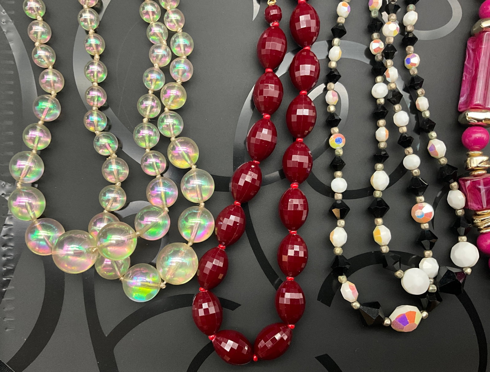 A Collection of Vintage Mid-Century Costume Jewelry Including Richelieu and Dalsheim - 3