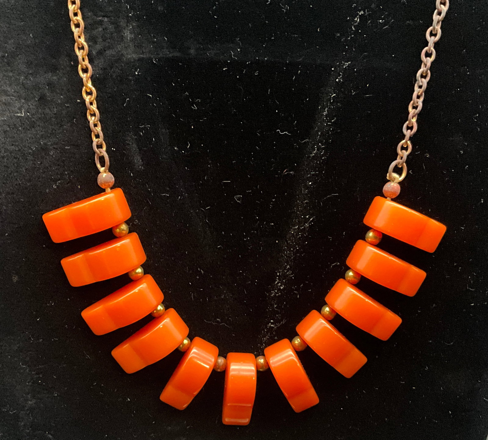 Art Deco Orange Bakelite Graduated Slab Necklace - 2