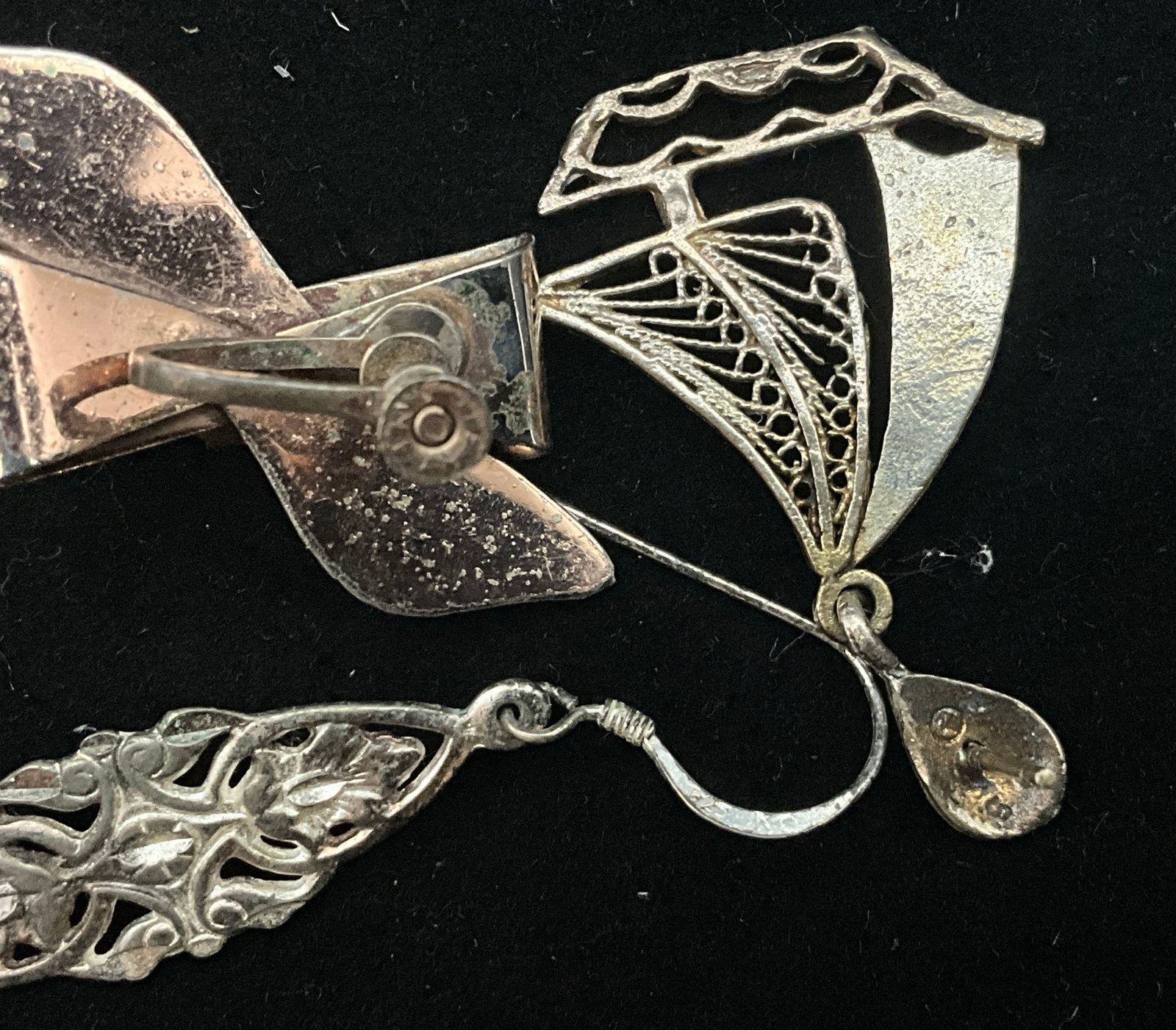 A Collection of Vintage Sterling Silver Earrings - 3