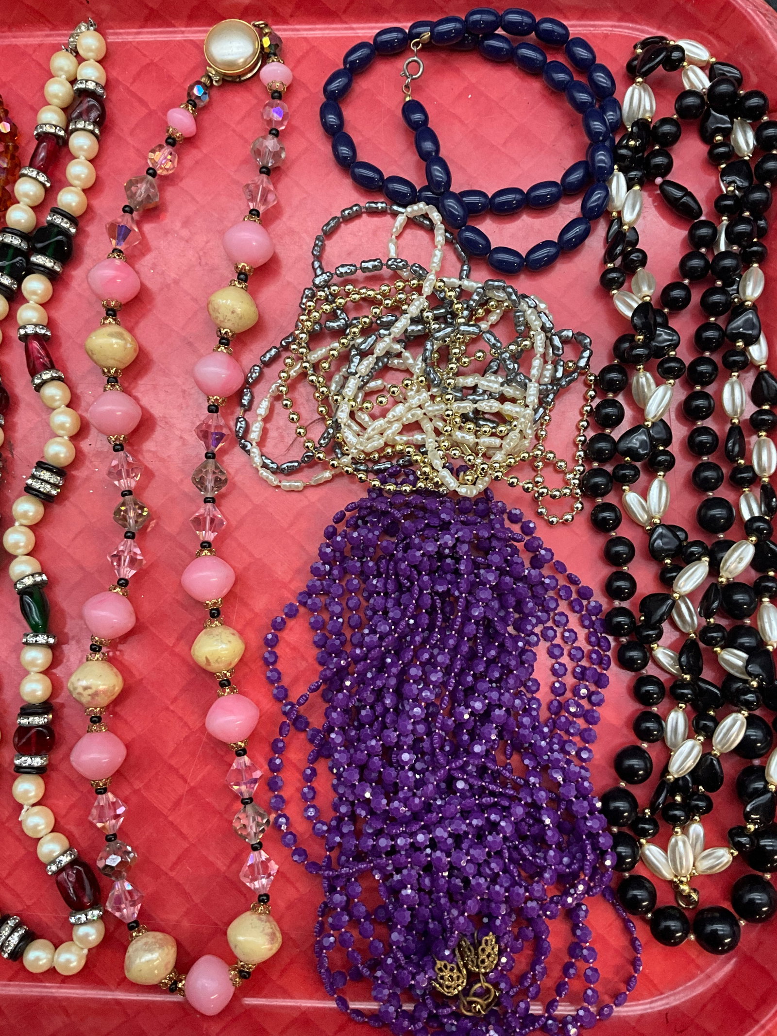Collection of Vintage Costume Jewelry Featuring a Signed Monet Modernist Necklace - 3