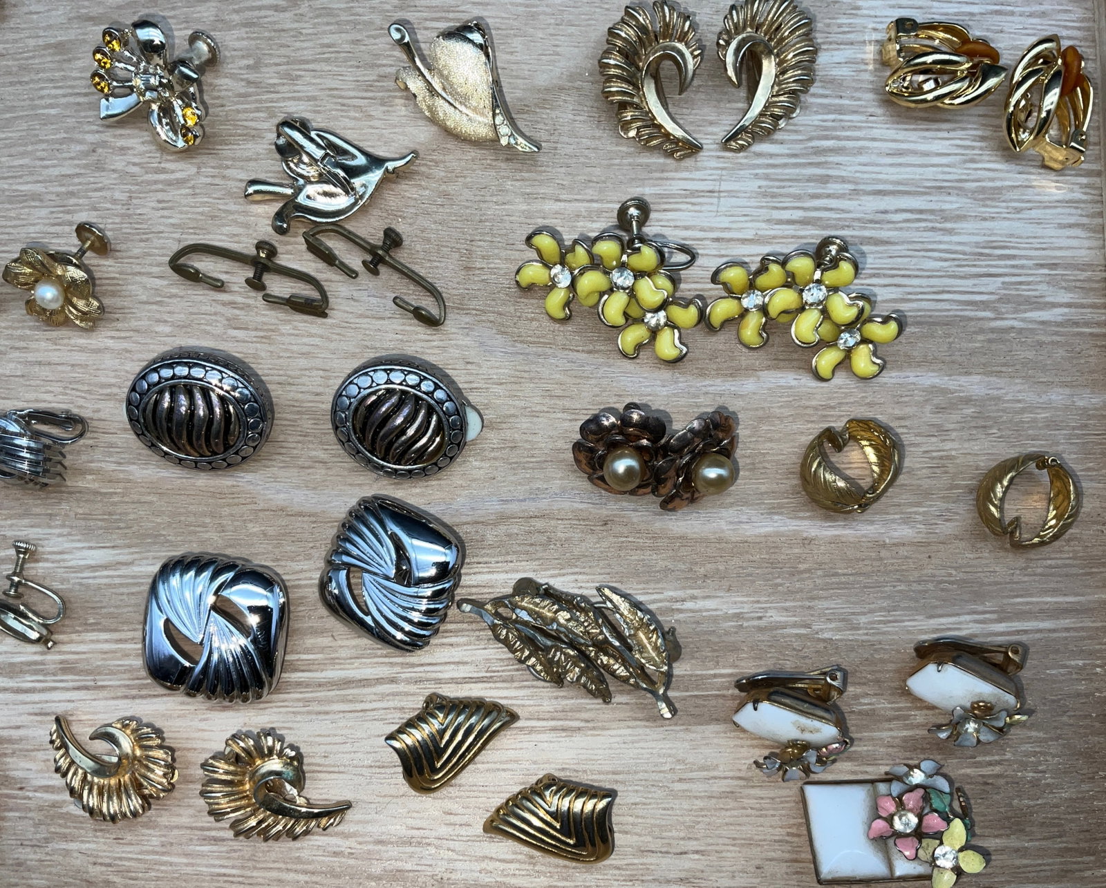 A Collection of Vintage Costume Earrings Including Trifari, Coro and Monet - 2