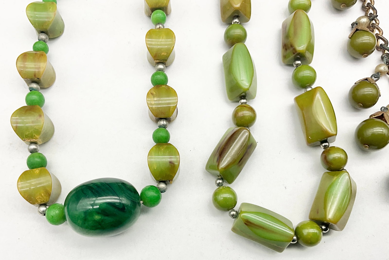 Three Vintage Mid-Century Green Beaded Necklaces - 2