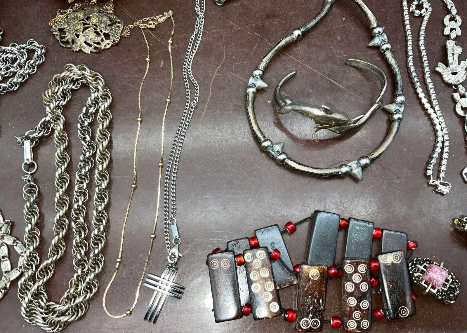 An Assortment of Vintage Signed and Modernist Costume Jewelry - 7