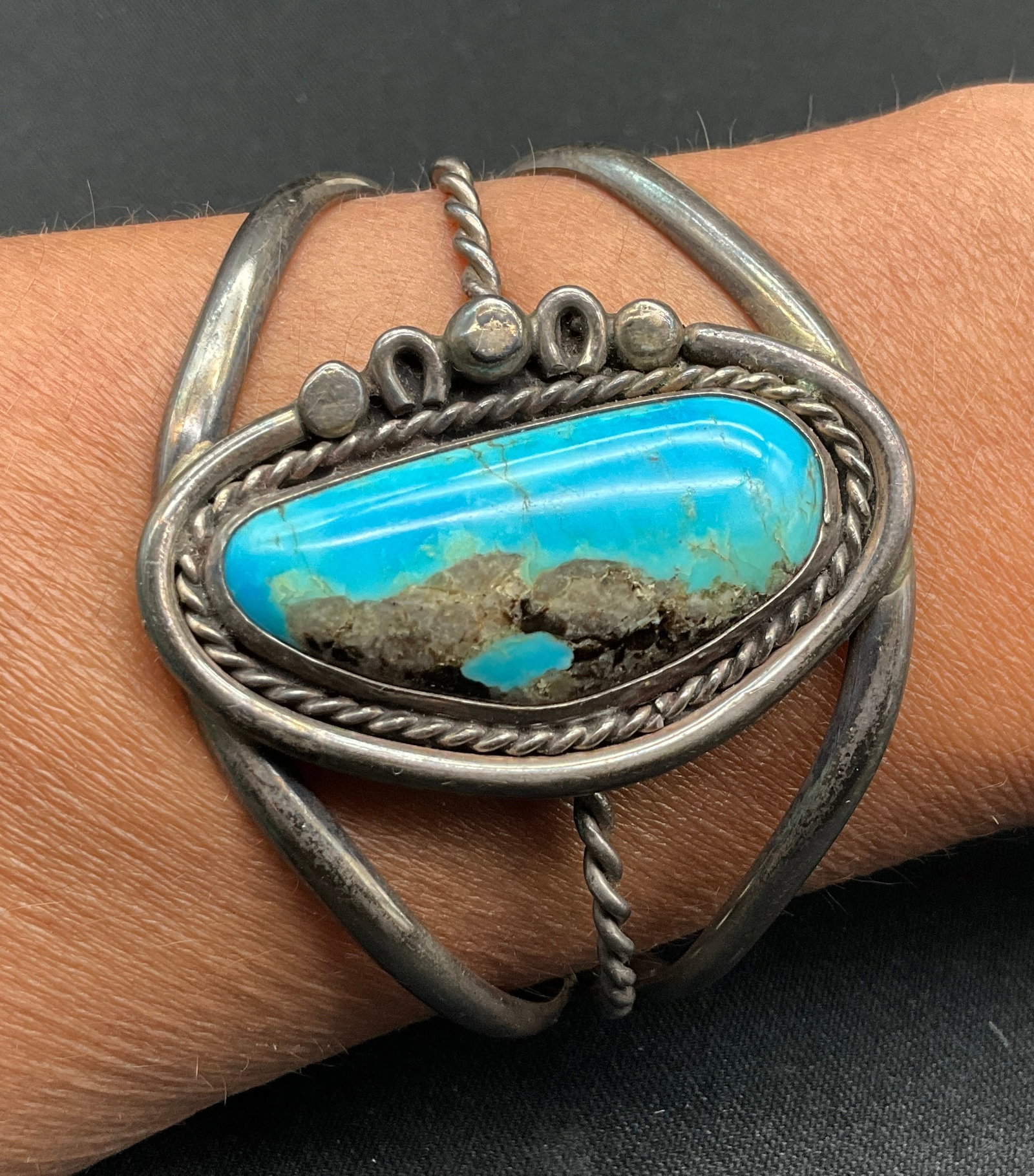 A Southwestern Two-Strand Turquoise Heishi Necklace and Turquoise Cuff Bracelet - 3