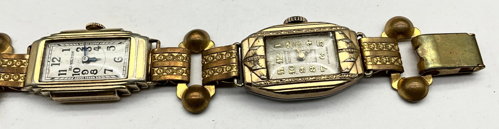 A Group of Four Art Deco Ladies Wristwatches Configured as a Bracelet - 3
