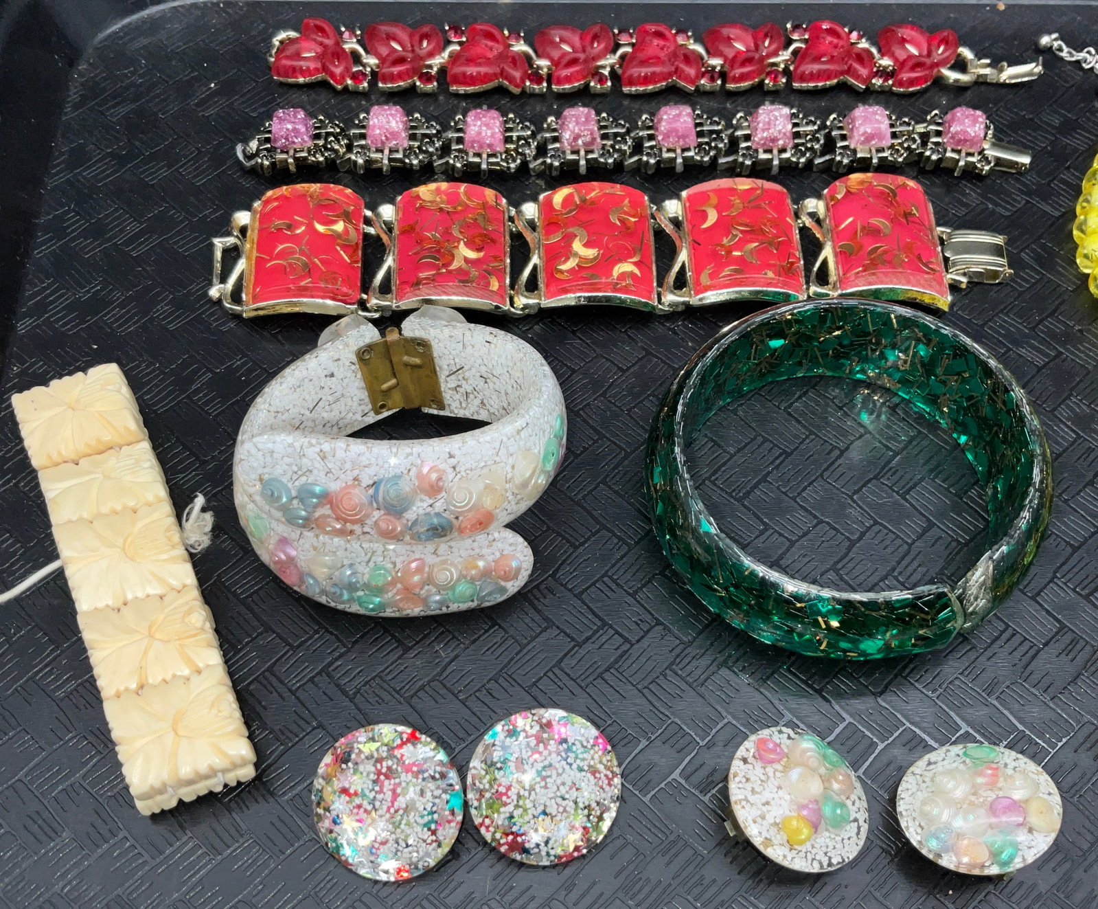 A Collection of Vintage Mid-Century Costume Jewelry - 4
