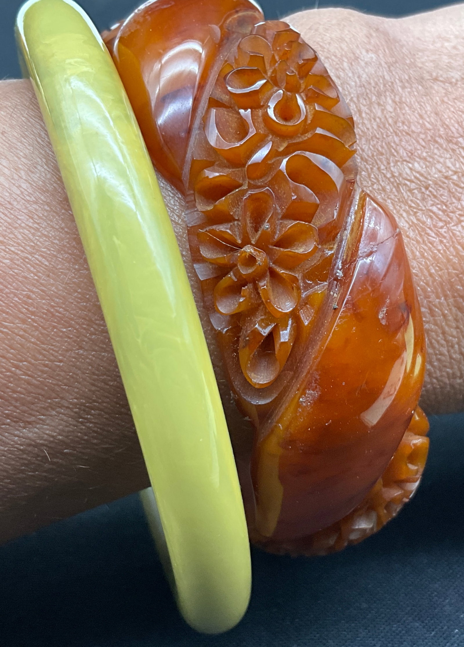 A Collection of Vintage Bakelite and Early Plastic Costume Jewelry - 6