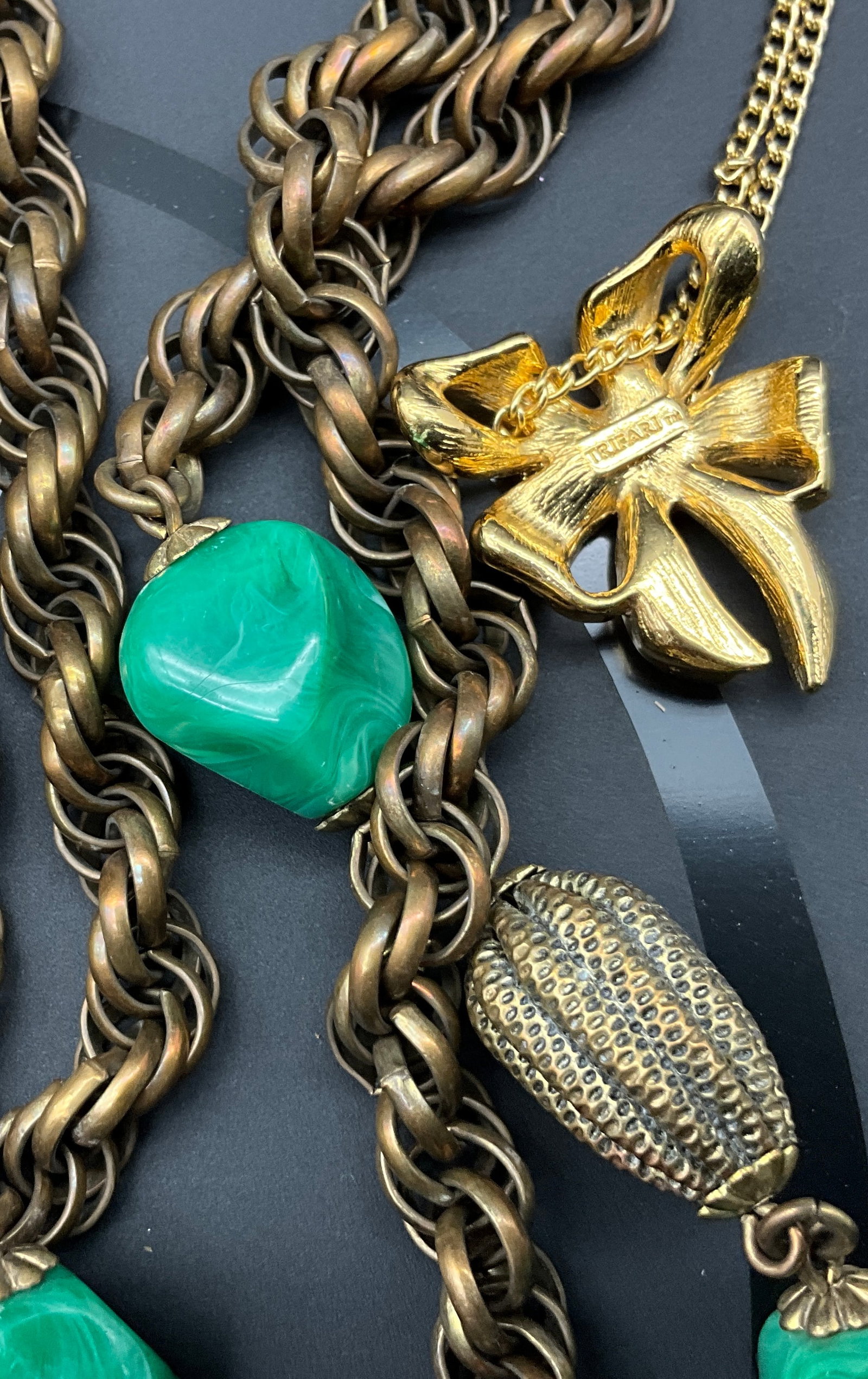 A Collection of Vintage Costume Jewelry Including Signed Trifari Necklace - 7
