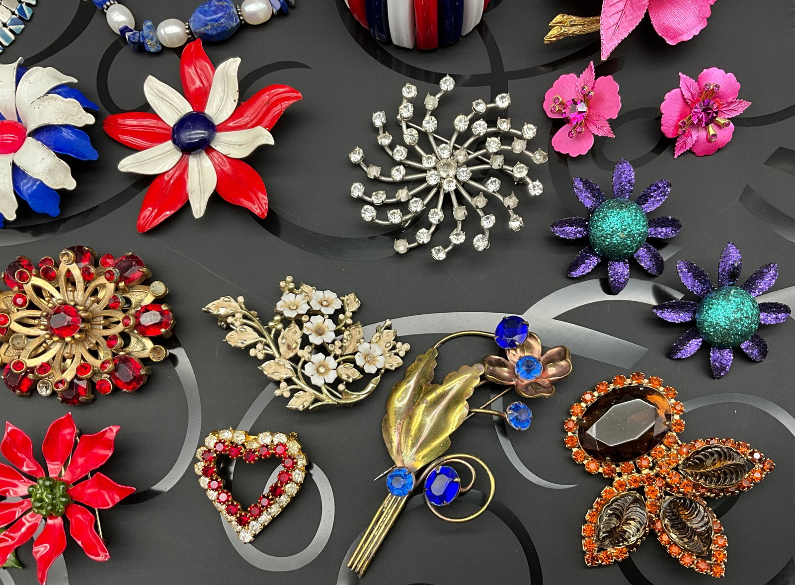 16-Piece Collection of Vintage Costume Jewelry - 5