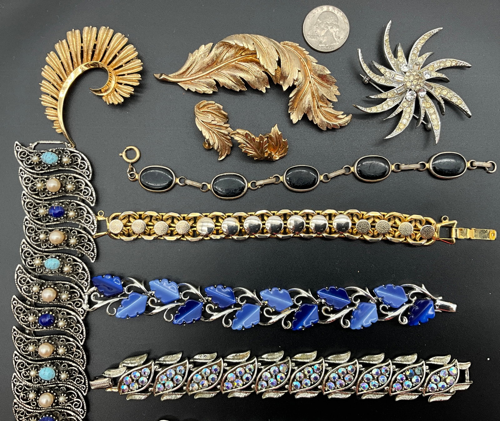 An Assortment of Ten Mid-Century Costume Jewelry Pieces - 2