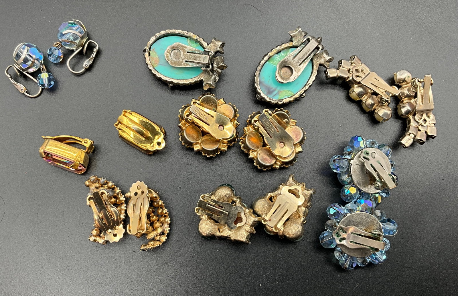 Collection of 20 Pairs of Vintage Costume Earrings - 4