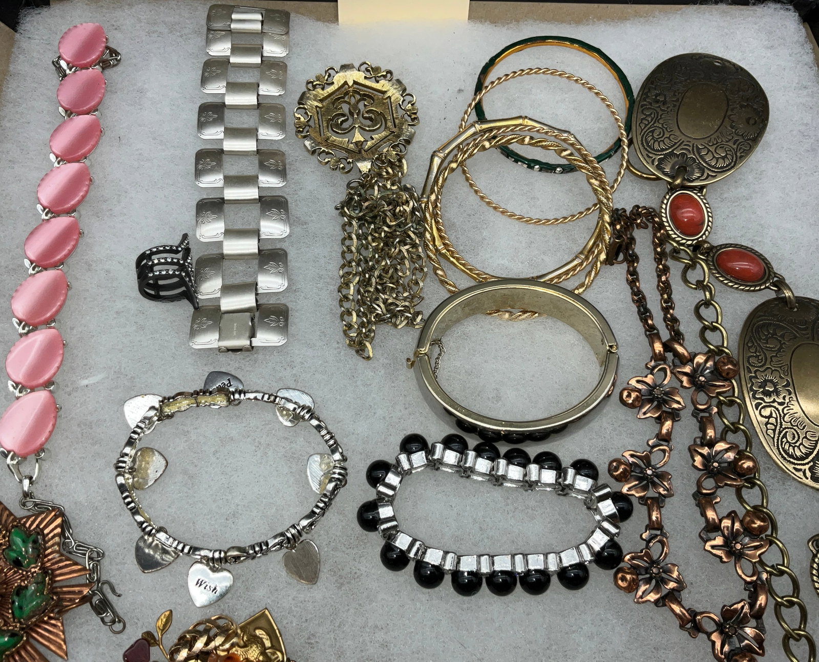 An Assortment of Sarah Coventry, and Vintage Costume Jewelry - 5