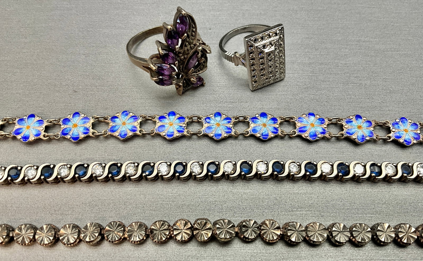 A Collection of Vintage Sterling Silver Jewelry with Gemstones - 2