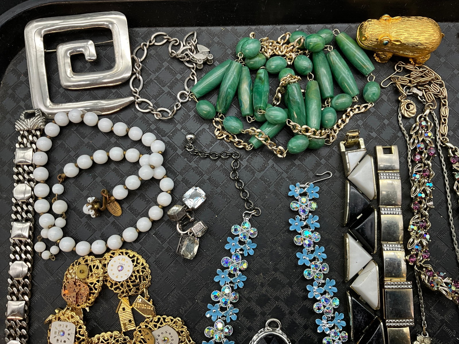 A Collection of Vintage Assorted Costume Jewelry Including Florenza - 3