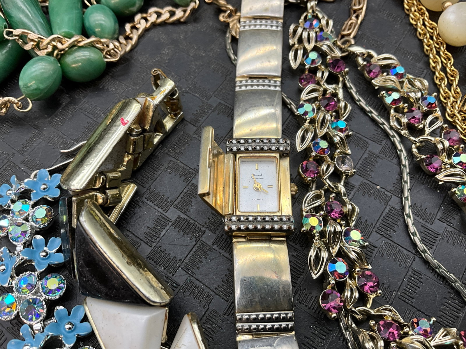 A Collection of Vintage Assorted Costume Jewelry Including Florenza - 6