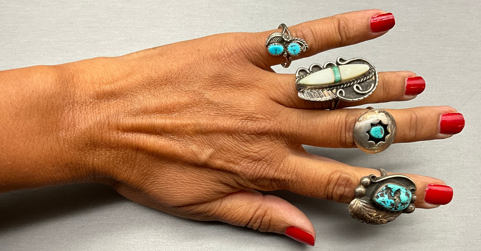Vintage Southwestern Style Silver and Turquoise Jewelry Collection - 4