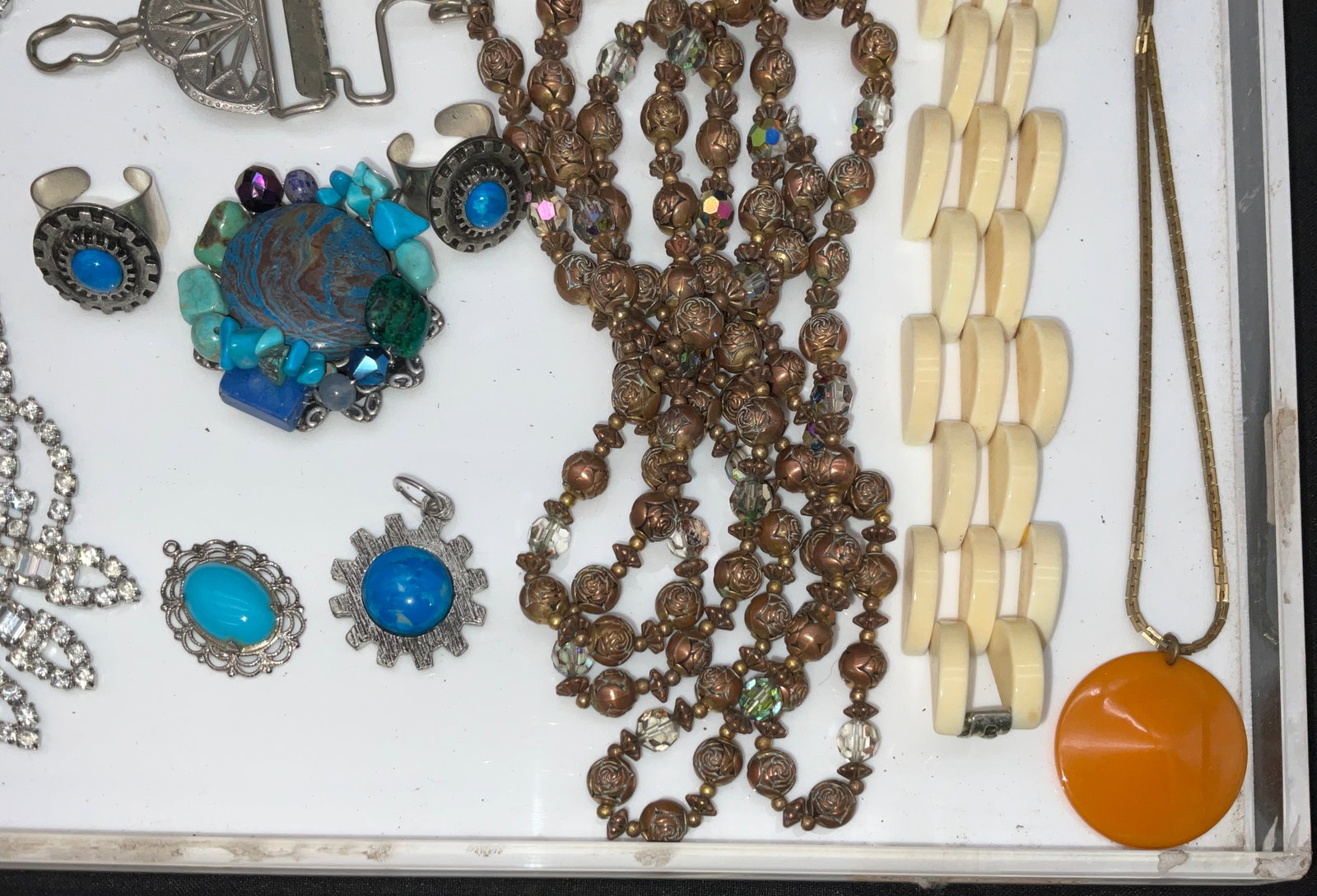 A Collection of Vintage Mixed Metal Costume Jewelry and Watches - 3