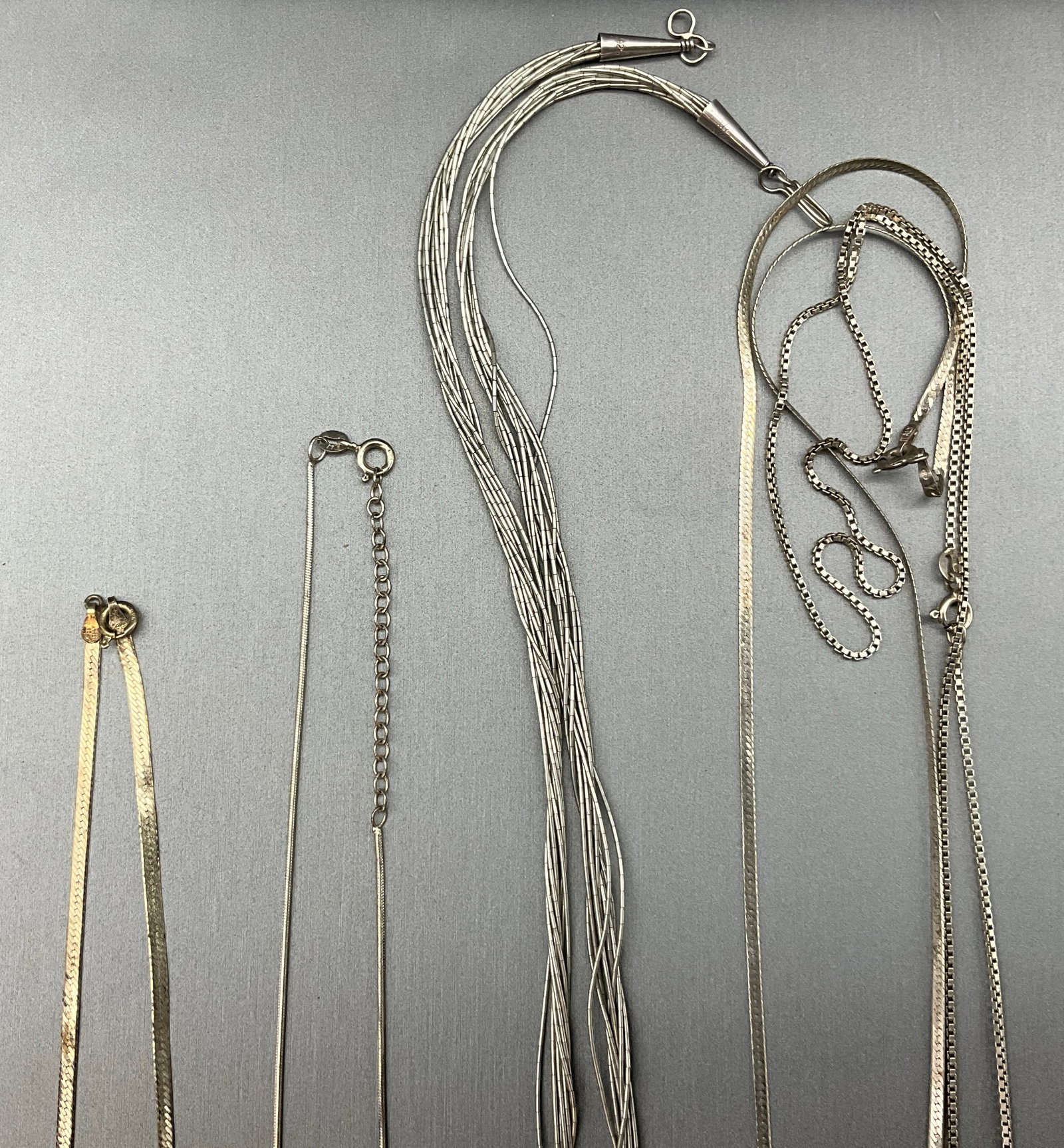 A Collection of Vintage Sterling Silver Necklaces with Pendants - 3