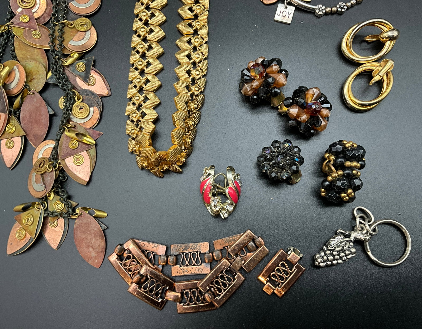 A Collection of Vintage Costume Jewelry - 2