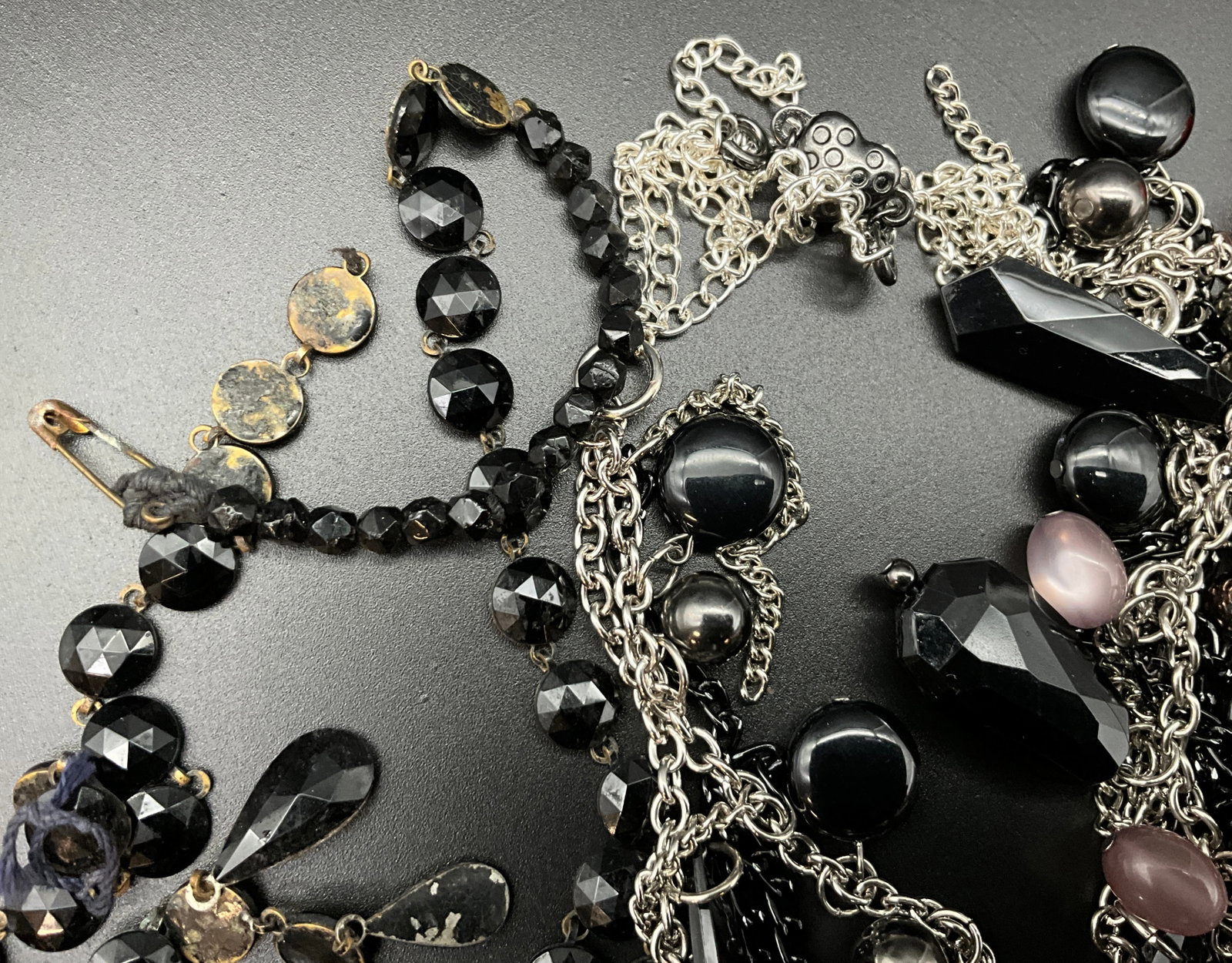 An Assortment of Vintage and Contemporary Costume Jewelry Necklaces - 6