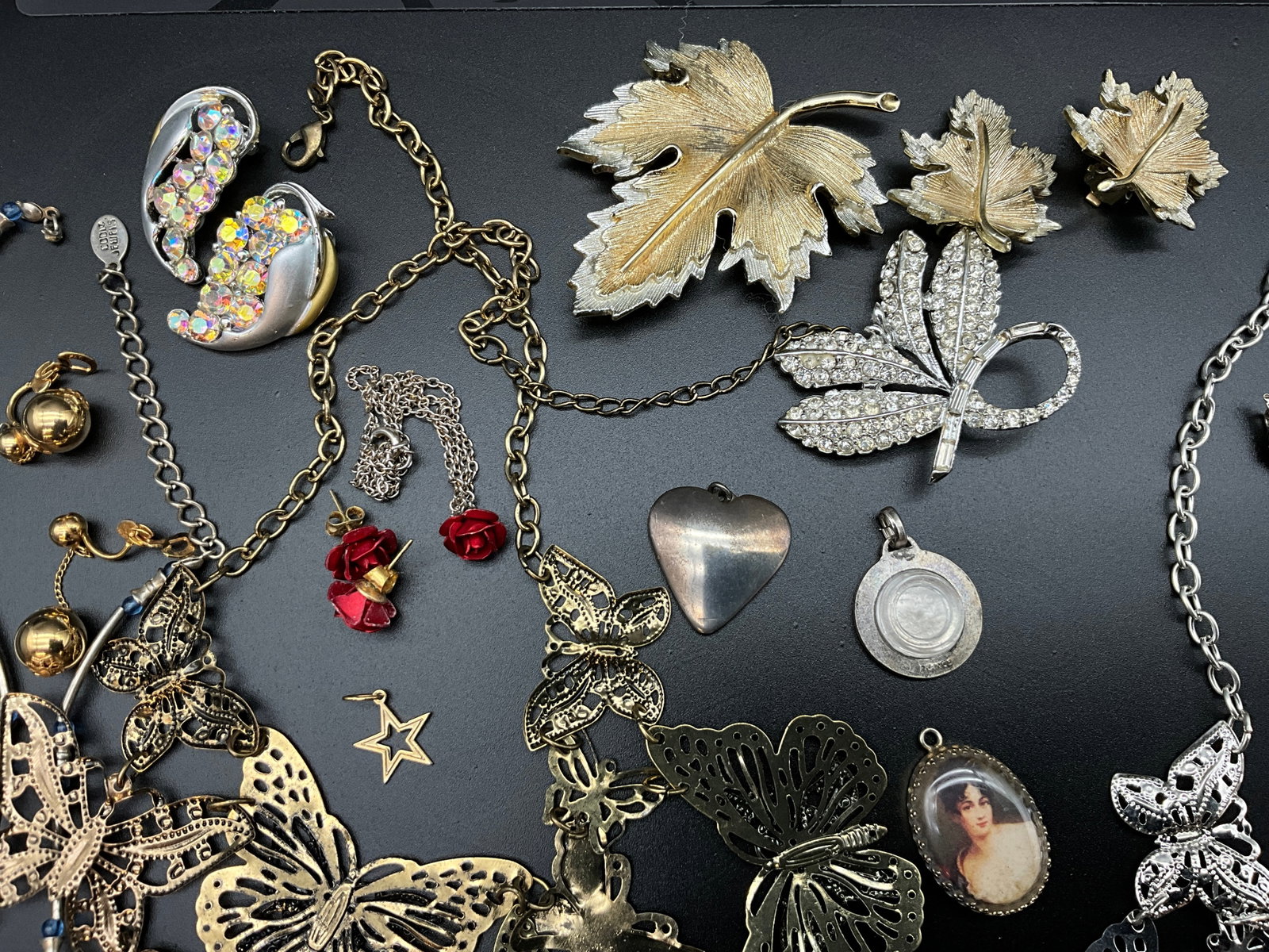 Vintage Butterfly and Botanical Theme Costume Jewelry Collection - 5