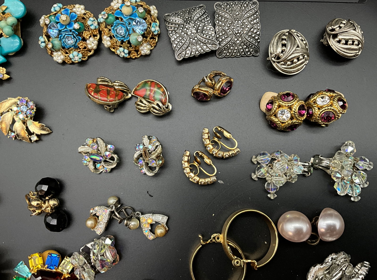 A Collection of Vintage Costume Jewelry with Coro Signed Pieces - 5