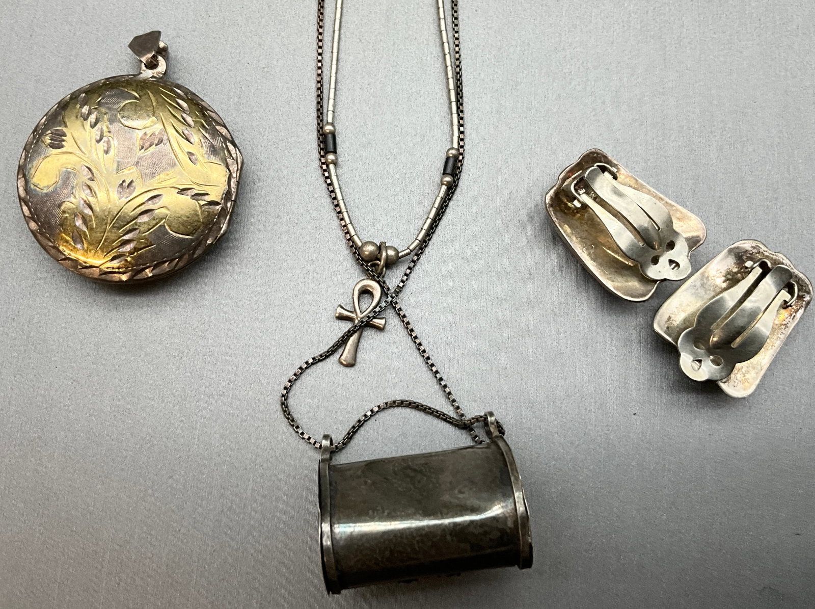 A Collection of Vintage Sterling Silver Jewelry - 5