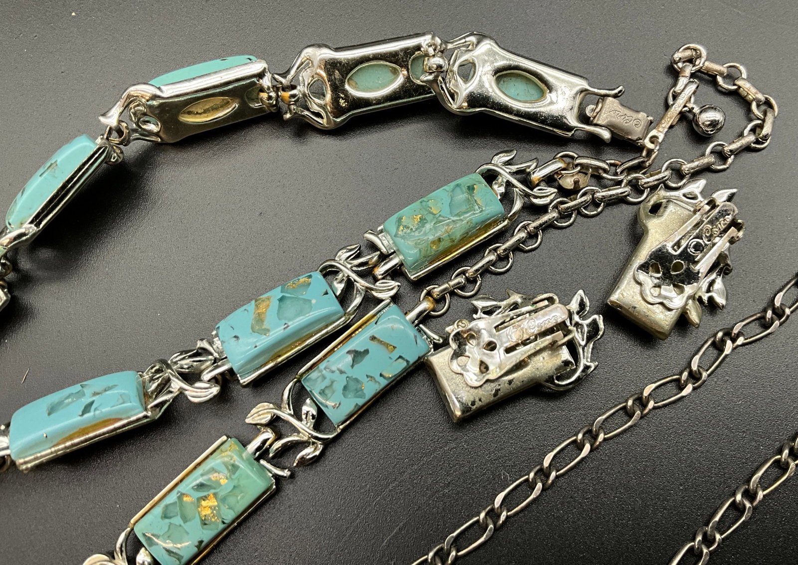 A Collection of Vintage Mid-Century Modern Costume Jewelry - 5