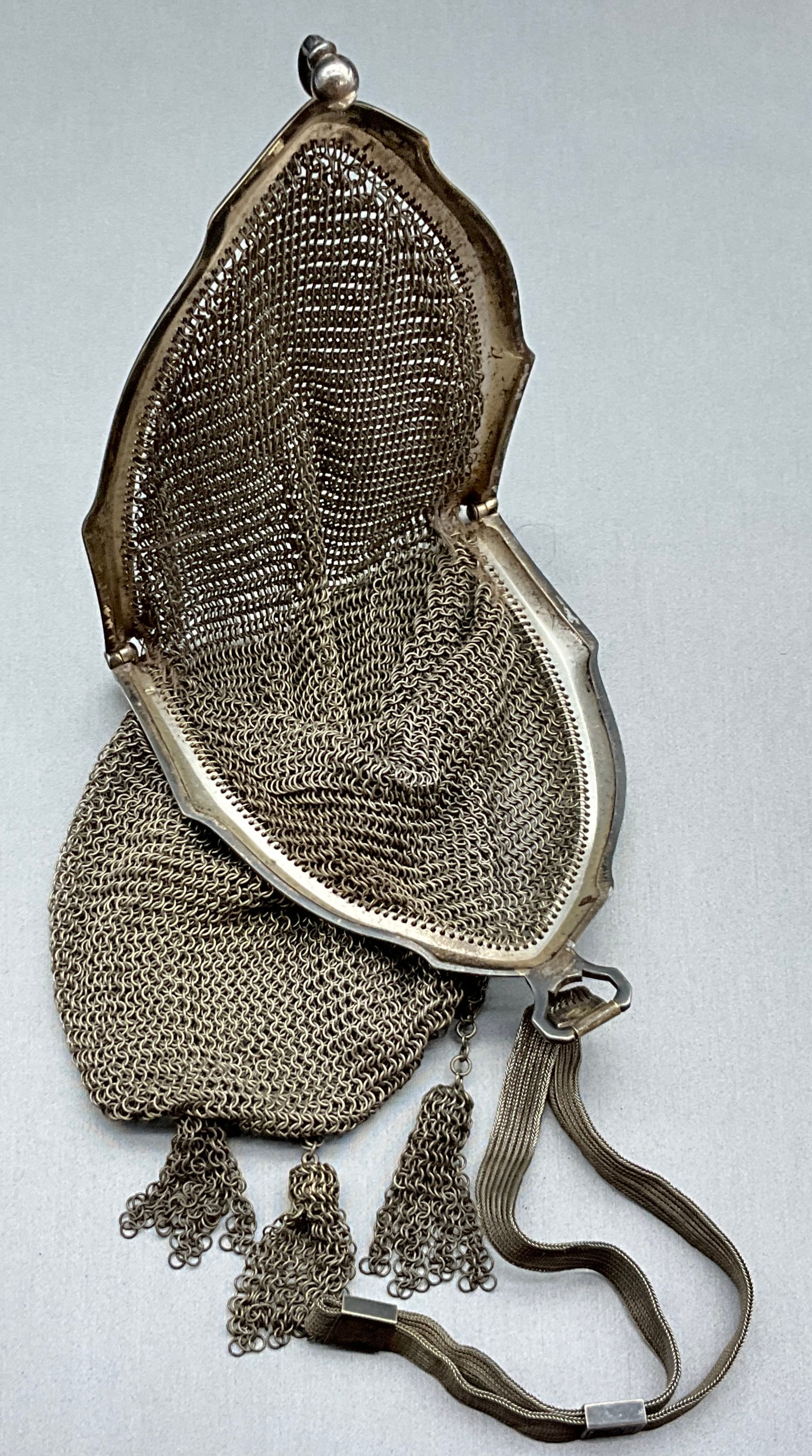 Antique Art Deco Style Silver Mesh Wristlet Purse - 4