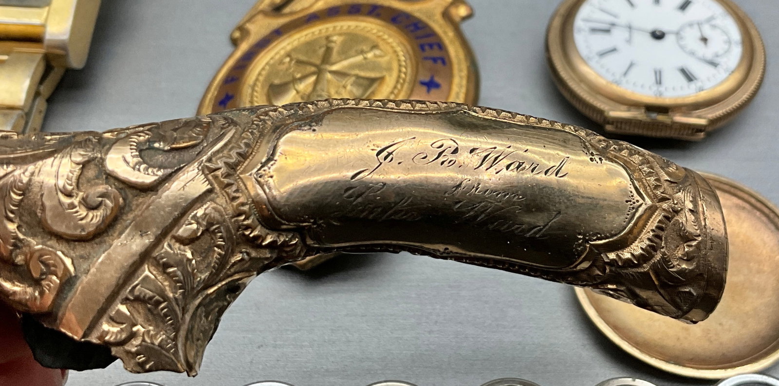 A Collection of Antique and Vintage Personal Effects and Ephemera - 4