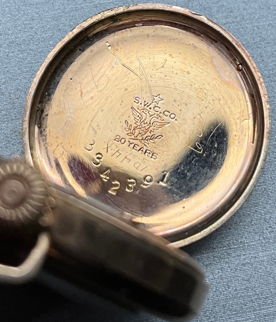 A Collection of Antique and Vintage Personal Effects and Ephemera - 8