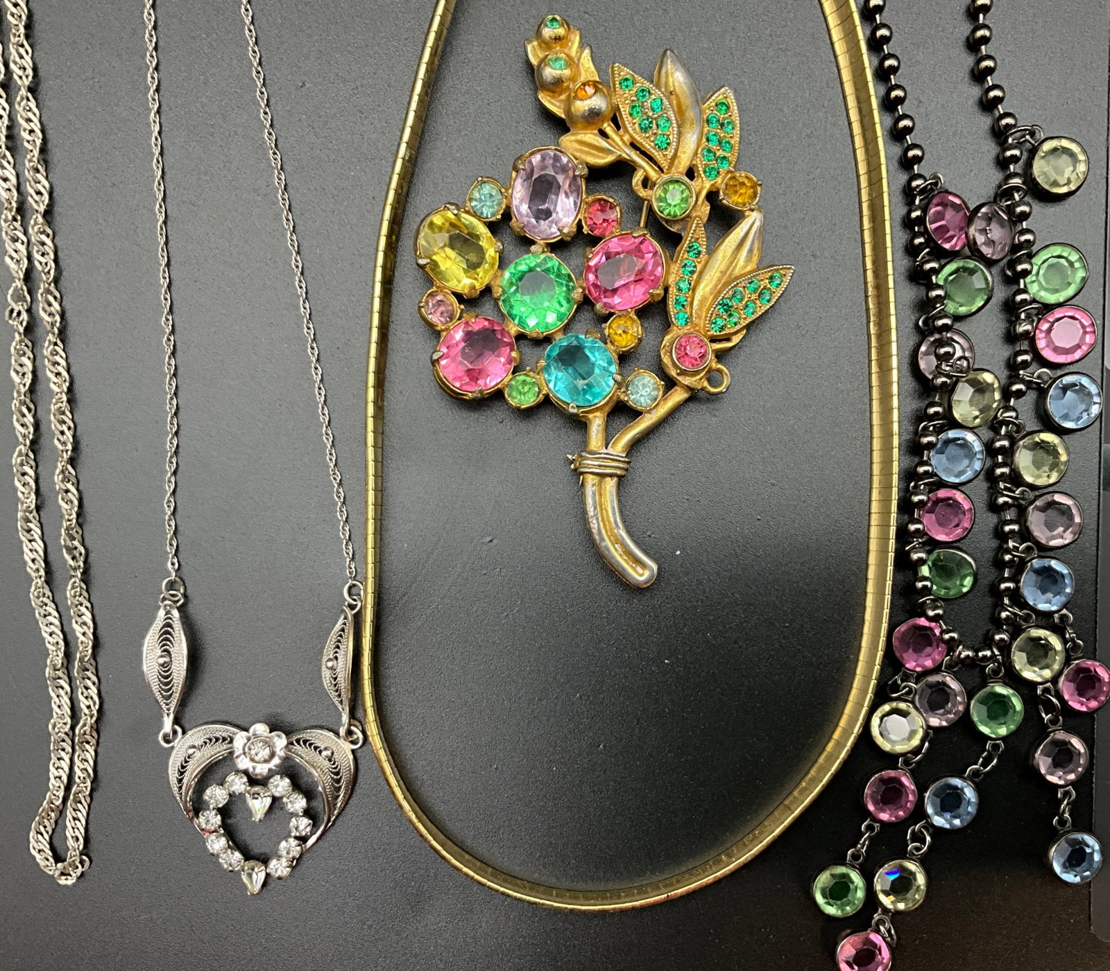 A Collection of Vintage Costume and Silver Jewelry Items - 3