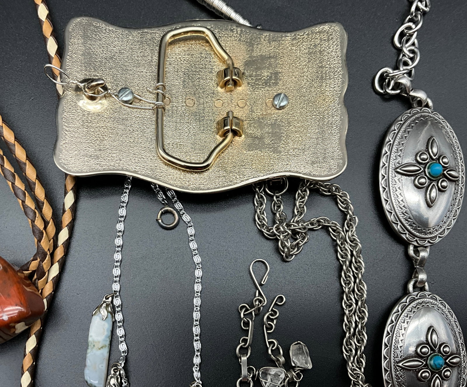 A Collection of Vintage Southwestern Style Silver and Gemstone Jewelry - 6