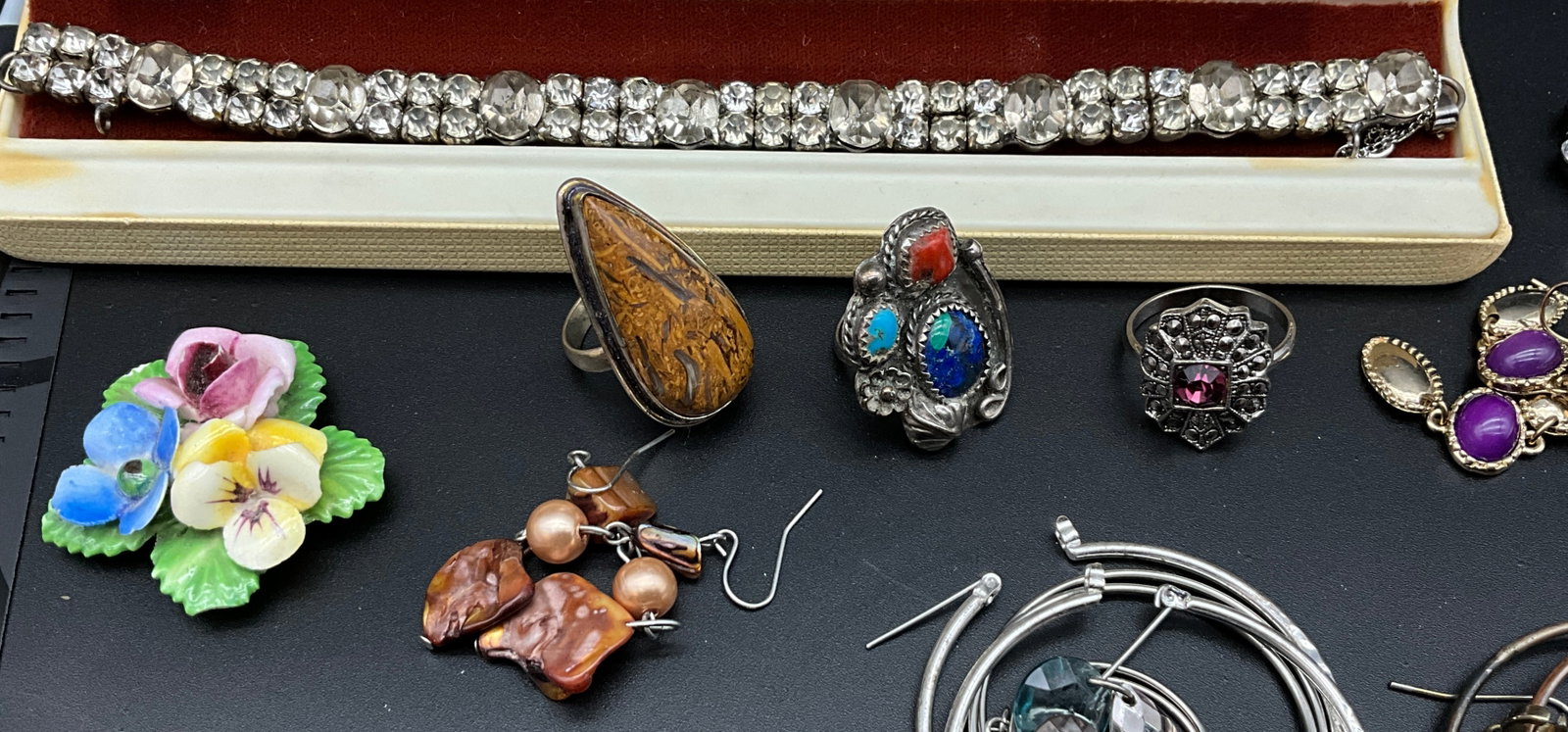 An Assortment of Vintage and Contemporary Costume Jewelry - 4