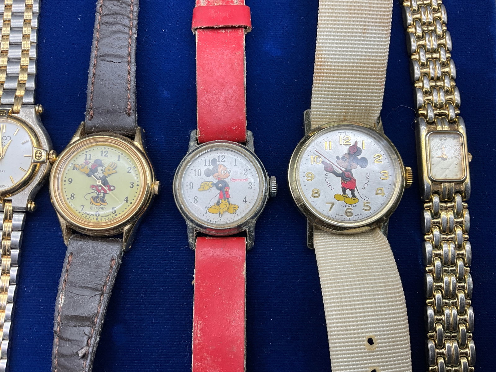 A Collection of Eleven Vintage and Modern Metal Wristwatches - 3
