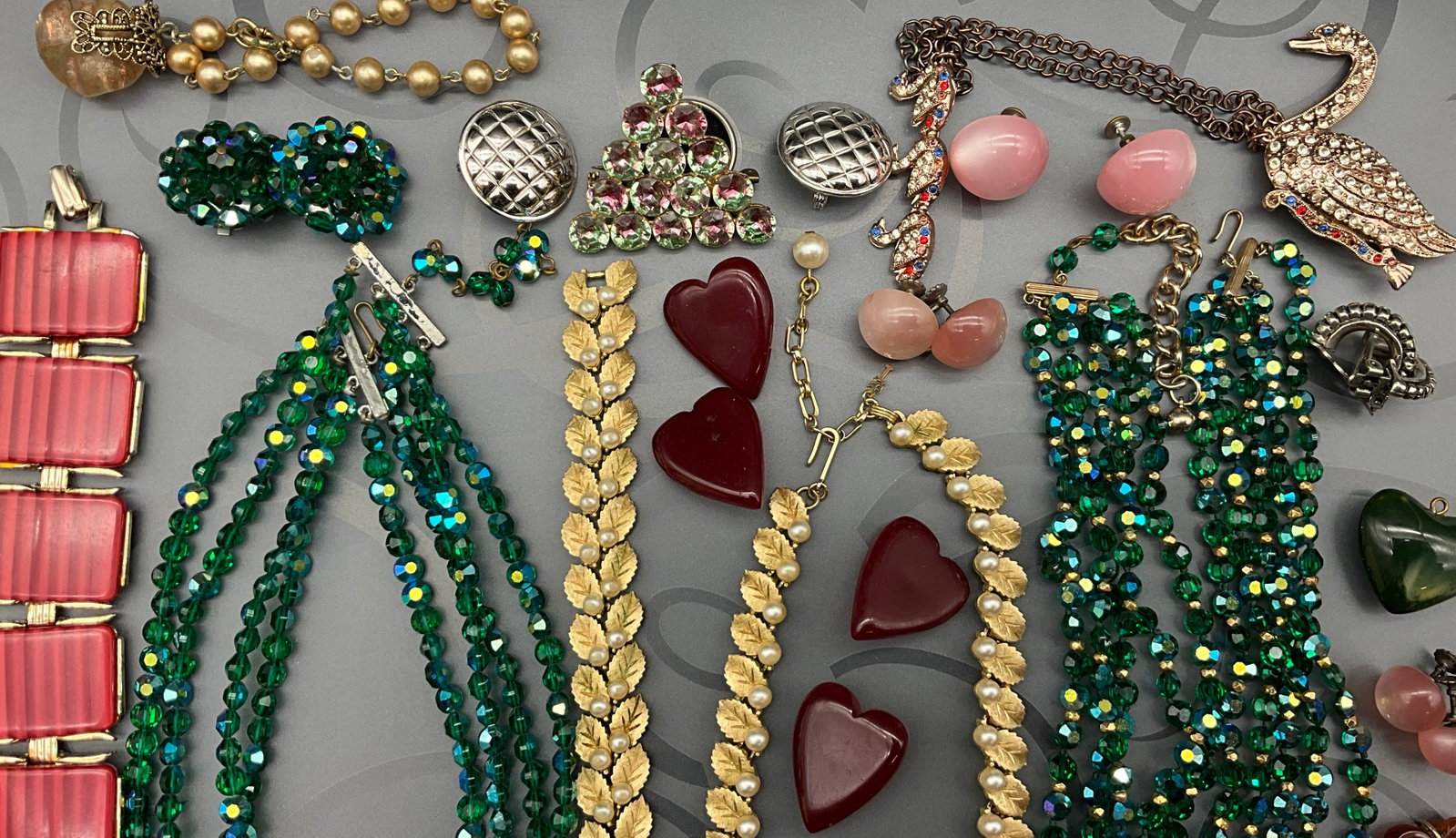 Vintage Mid-Century Glass and Faux Pearl Costume Jewelry Collection - 4
