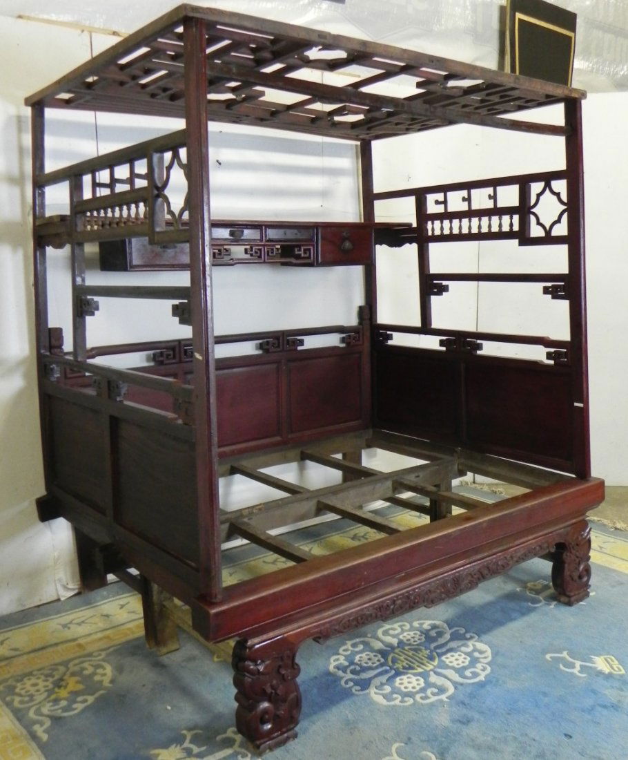 Asian Marriage Bed (1 of 7)