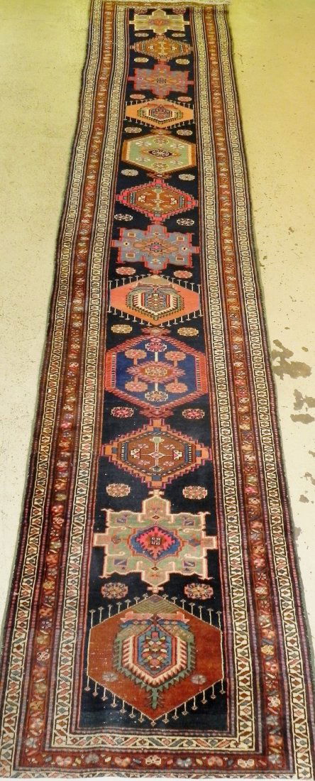 KAZAK RUNNER (1 of 5)