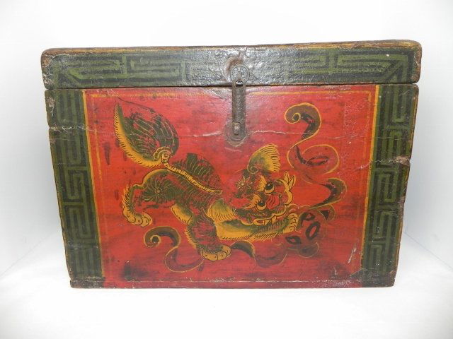 SHANXI, LATE 19TH CENTURY VINTAGE DECORATIVE ASIAN BOX (1 of 3)