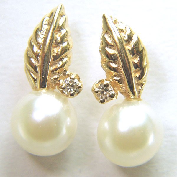 14KT 5.5mm Pearl & Dia Leaf Stud Earrings 0.02ct