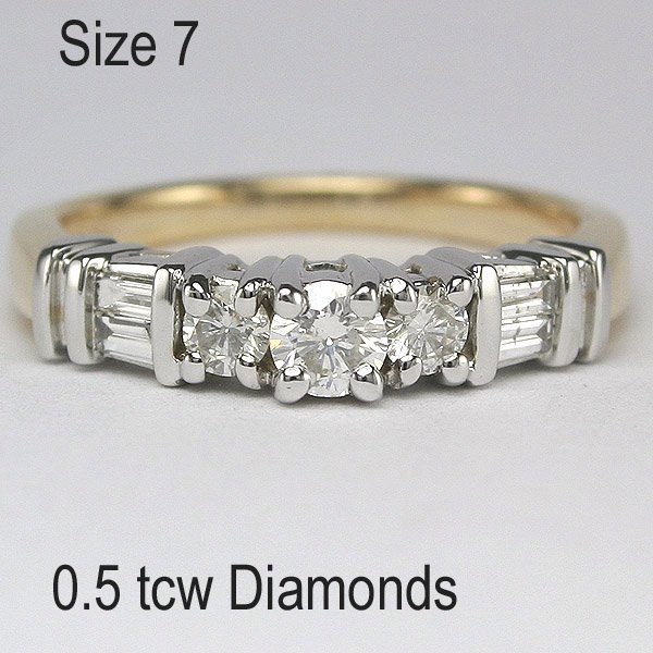 14KT 0.5tcw Diamond Two-Tone Ring Sz7