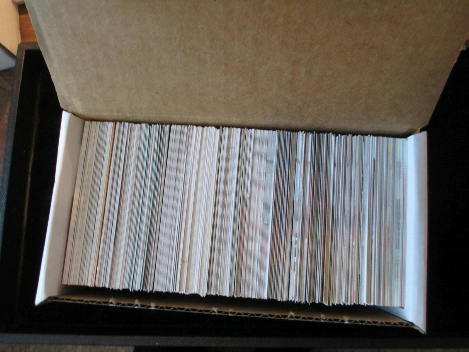 lot of 400 minnesota vikings cards: massive lot