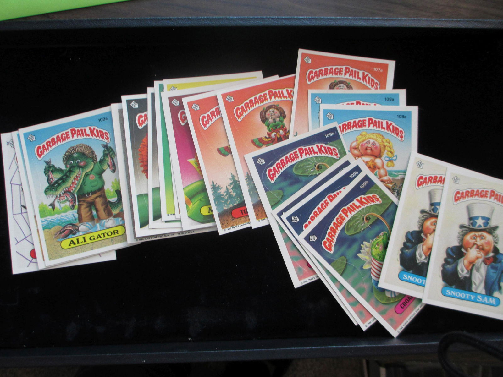 lot of 20 garbage pail kids cards: super rare lot