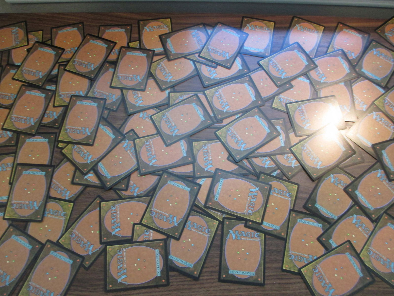 lot of 100 magic the gathering cards: nice mixture